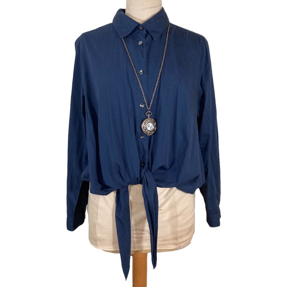 Navy Blue Button Up Crop Top - Picture 4 of 5